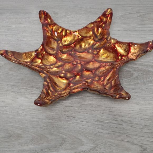 Art Glass Starfish Dish Red Reverse Painted Gold - Picture 2 of 6